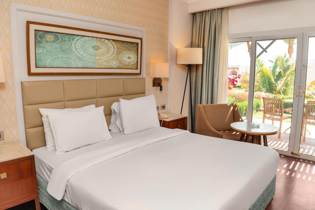 Sharm Dreams Vacation Club - Aqua Park Hotel Bagian luar foto A room at the Hilton Sharm El Sheikh