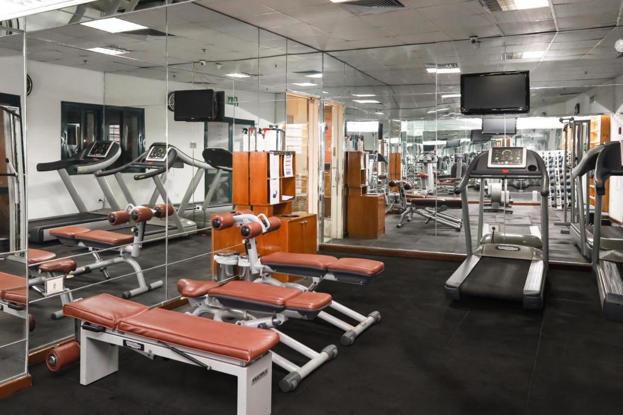 Sharm Dreams Vacation Club - Aqua Park Hotel Bagian luar foto A gym in a hotel